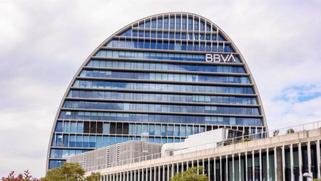 BBVA se dispara en la bolsa estadounidense tras fracasar la OPA sobre Sabadell