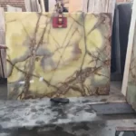 estestven kamuk oniks mramor zelen (1)