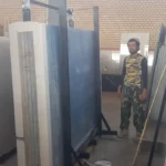 Син Оникс мрамор в Бургас Мрамор, Гранит, Варовик, Травертин, Оникс блокове , плочи слабове плочки. За декорация и облицовка на стени, тавани и подове на хотели, офиси и луксозни сгради. Компанията също предлага внос на Мрамор, Гранит, Варовик, Травертин, Оникс и други. Внос от Иран, Афганистан, Пакистан и Индия. Цвят: червен, оранжев, зелен нефрит, зелен вълнообразен, кафяв ахат, оранжев паяк, меден траоникс, бял, кафяв, кафяв паяк, черен, розов и розов естествен оникс, зелен естествен, зелен боядисан, Кармания Травертин-Оникс, сив, светло-синьо & Тъмно-синьо, Морско синьо, Небесно синьо и много други.