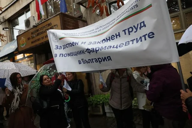 Младите лекари на бунт. Достойни заплати