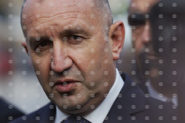 Румен Радев: ДАНС трябва да изпраща еднаква по обем писмена информация към президент, премиер и председател на парламента