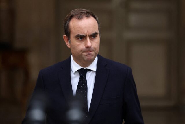 EN DIRECT. Démission du gouvernement : Sébastien Lecornu entame 48 heures de négociations sur le fil
