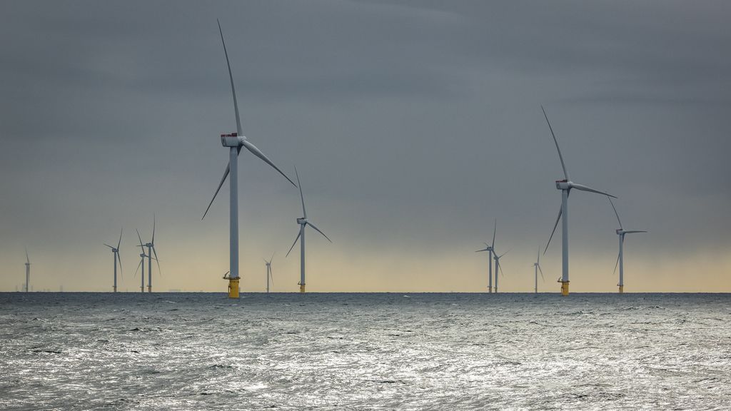Geen enkel bedrijf toont interesse in bouw windmolenpark - gerechtigheid - iustitia. Bg Bivol geen enkel bedrijf toont interesse in bouw windmolenpark geen enkel bedrijf toont interesse in bouw windmolenpark bivol voor de bouw en exploitatie van een windmolenpark in de noordzee heeft geen enkel bedrijf zich aangemeld. Dat... Iustitia. Bg geen enkel bedrijf toont interesse in bouw windmolenpark 2025-10-31 00:00:34 gerechtigheid - iustitia. Bg bivol