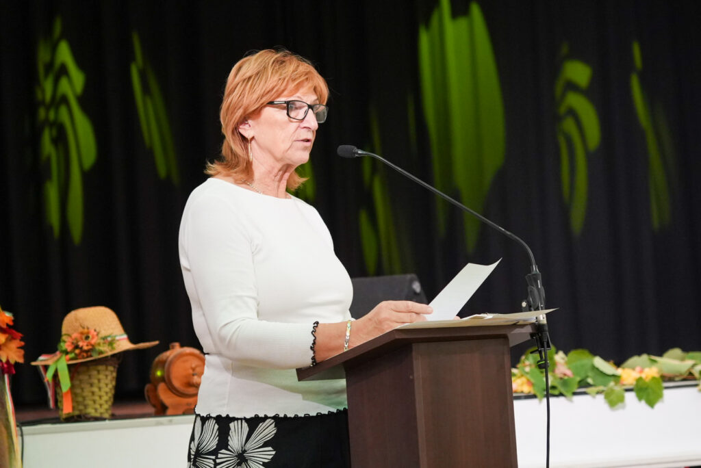 Hagyomány, zene és tánc: szüreti ünnep a voke-ban hagyomany zene es tanc szureti unnep a voke ban 11 iustitia. Bg -a voke józsef attila művelődési központban ismét életre kelt a régi idők szüreti hangulata. A dunakeszi... Iustitia. Bg hagyomány, zene és tánc: szüreti ünnep a voke-ban 2025-10-15 18:34:24 igazságszolgáltatás - iustitia. Bg
