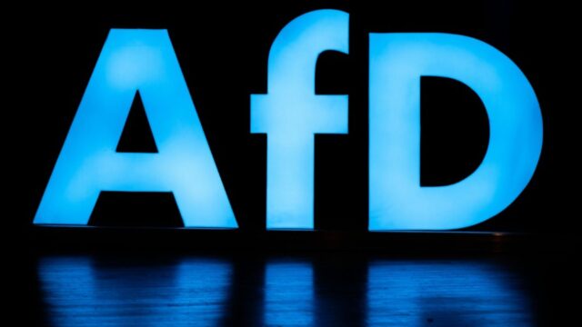 Neuer fraktionsübergreifender Anlauf für AfD Verbotsverfahren im Bundestag Neuer fraktionsübergreifender Anlauf für AfD-Verbotsverfahren im Bundestag