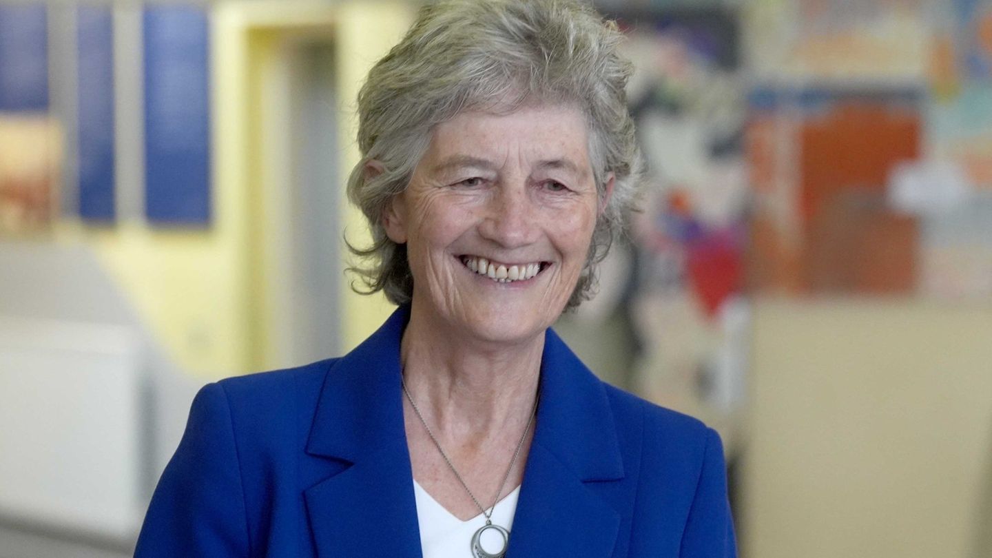 Präsidentschaftswahl: linke catherine connolly zur präsidentin von irland gewählt - iustitia. Bg - gerechtigkeit Präsidentschaftswahl: linke catherine connolly zur präsidentin von irland gewählt prasidentschaftswahl linke catherine connolly zur prasidentin von irland gewahlt die von einem linksbündnis unterstützte kandidatin connolly gewinnt mit überwältigender mehrheit die... Iustitia. Bg präsidentschaftswahl: linke catherine connolly zur präsidentin von irland gewählt 2025-10-26 00:00:26 iustitia. Bg - gerechtigkeit