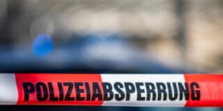 Rätselhafter todesfall in hessen: drei tote in einem haus gefunden ratselhafter todesfall in hessen drei tote in einem haus gefunden iustitia. Bg notarzt konnte nur tod feststellen rätselhafter todesfall in hessen: drei tote in einem haus gefunden... Iustitia. Bg rätselhafter todesfall in hessen: drei tote in einem haus gefunden 2025-10-25 19:06:01 iustitia. Bg - gerechtigkeit