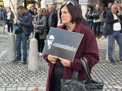 Bivol (v živo) v novem mestu ob 17h izredna seja občinskega sveta o varnostnih razmerah v regiji, začel se je tudi protestni shod - 2025 iustitia v zivo v novem mestu ob 17h izredna seja obcinskega sveta o varnostnih razmerah v regiji zacel se je tudi protestni shod 2025 iustitia 2 bivol iustitia. Bg piše: c. R. , nova24tv po nasilnem napadu na občana, ki se je končal s smrtjo, bo popoldne potekala... Iustitia. Bg (v živo) v novem mestu ob 17h izredna seja občinskega sveta o varnostnih razmerah v regiji, začel se je tudi protestni shod - 2025 iustitia 2025-10-28 16:34:38 pravosodje - iustitia. Bg bivol