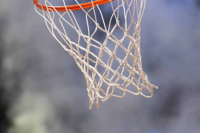 A ZTE kitiltott két szurkolót, miután már kirúgta a szurkolót verő kosarast 2025