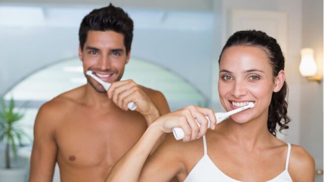 Angebote im November: Oral B Pro Series Elektrische Zahnbürste für statt Euro: Top Deals am Montag Angebote im November: Oral-B Pro Series 3 Elektrische Zahnbürste für 44 statt 110 Euro: Top-Deals am Montag 2025