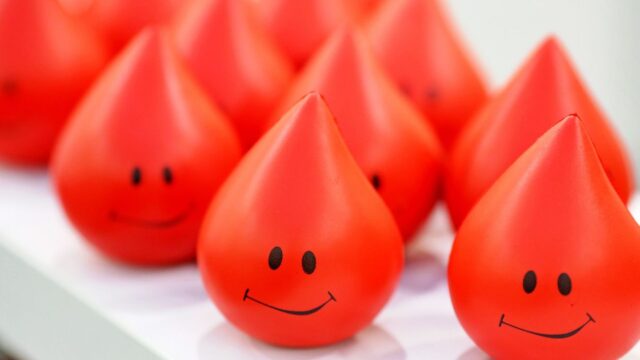 Besonderer Weihnachtsmarkt: "Bloody X-Mas Markt" lädt zu Blutspenden und Hard Rock ein 2025