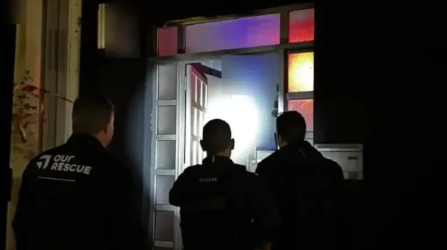 Έφοδος της ΕΛΑΣ σε οίκους ανοχής στην Αθήνα: Εντοπίστηκαν θύματα trafficking και «σφραγισμένα» καταστήματα που λειτουργούσαν ξανά 2025