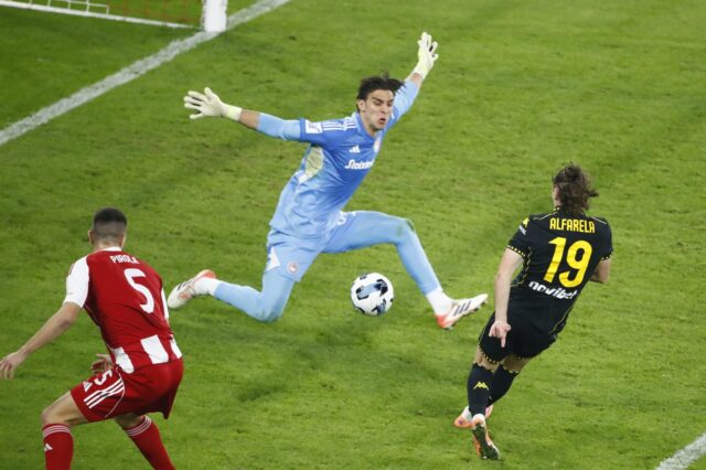 Αφού άνοιξες τέτοια πόρτα, πέρνα την κιόλας… 2025