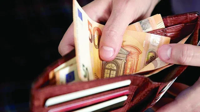 Бизнесът проговори за ножицата в заплатите и каза защо инвеститорите бягат 2025