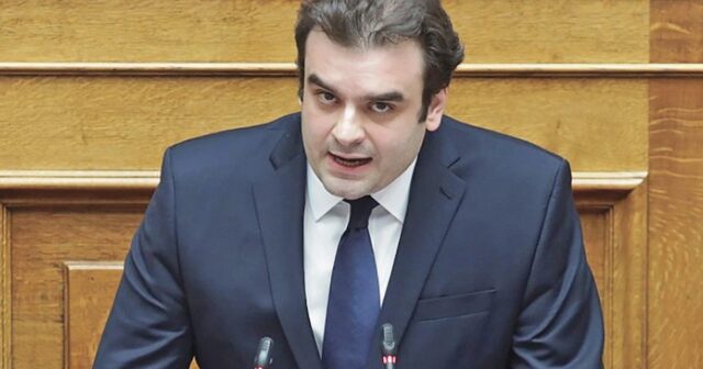 Гръцки министър се цани за висок пост в еврозоната 2025
