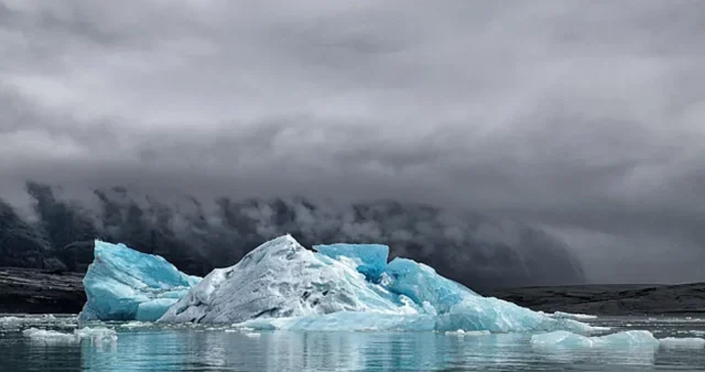 Лоши новини за Земята. Навлиза в.... 2025