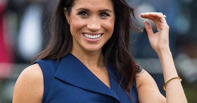 Меган свали грим и маски! Проговори за Хари, разкри себе си /УНИКАЛНИ СНИМКИ/ 2025