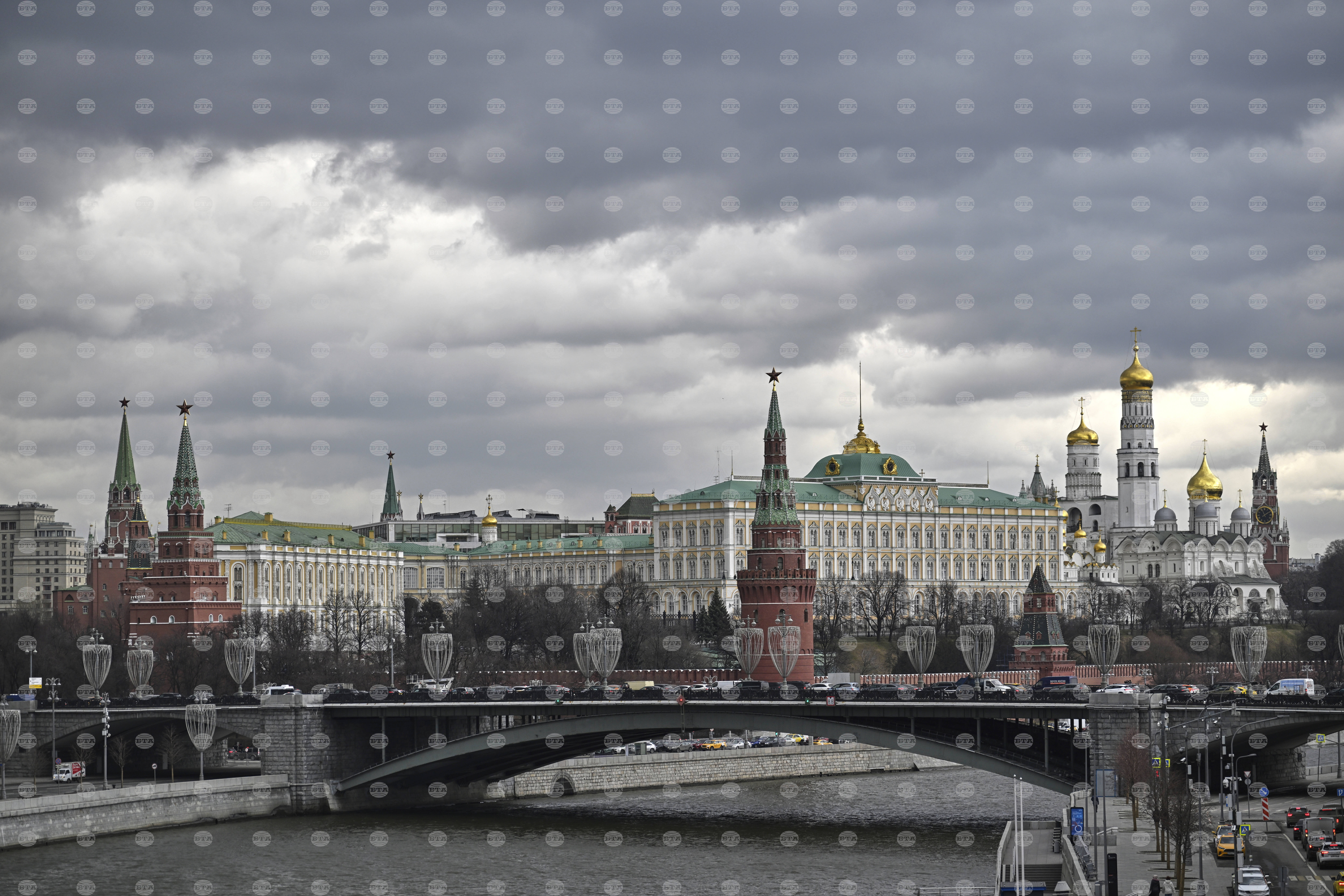 Свят русия заяви, че тази нощ е свалила 65 украински дрона 2025 d180d183d181d0b8d18f d0b7d0b0d18fd0b2d0b8 d187d0b5 d182d0b0d0b7d0b8 d0bdd0bed189 d0b5 d181d0b2d0b0d0bbd0b8d0bbd0b0 65 d183d0bad180d0b0 свят руските средства за противовъздушна отбрана тази нощ прехванаха и унищожиха 65 украински дрона над региони на русия,... Iustitia. Bg русия заяви, че тази нощ е свалила 65 украински дрона 2025 2025-11-20 06:48:42 юстиция свят