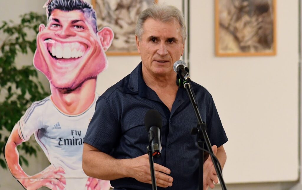 Kultura ecset turizmus – tóth antal tónió kiállítása az iskolagalériában 2025 ecset turizmus toth antal tonio kiallitasa az iskolagaleriaban 2025 84 kultura iustitia. Bg -egy-egy képzőművész kiállításra felkérésének mindig sajátos története van. Így volt ez tónió esetében... Iustitia. Bg ecset turizmus – tóth antal tónió kiállítása az iskolagalériában 2025 2025-11-26 10:37:50 igazságszolgáltatás - iustitia. Bg kultura