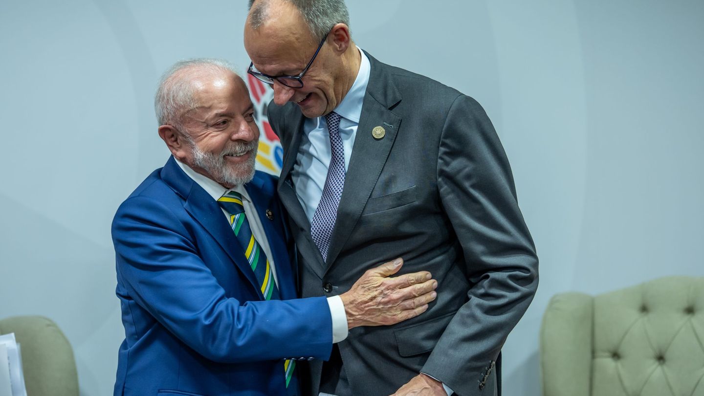 G20-gipfel: lula zu merz: in deutschland "esse ich sauerkraut" 2025 - iustitia. Bg - gerechtigkeit Amazonas g20-gipfel: lula zu merz: in deutschland "esse ich sauerkraut" 2025 g20 gipfel lula zu merz in deutschland esse ich sauerkraut 2025 amazonas mit seiner aussage über die amazonas-stadt belém hat merz eine empörungswelle in brasilien ausgelöst. Nun versöhnen... Iustitia. Bg g20-gipfel: lula zu merz: in deutschland "esse ich sauerkraut" 2025 2025-11-23 16:58:26 iustitia. Bg - gerechtigkeit amazonas