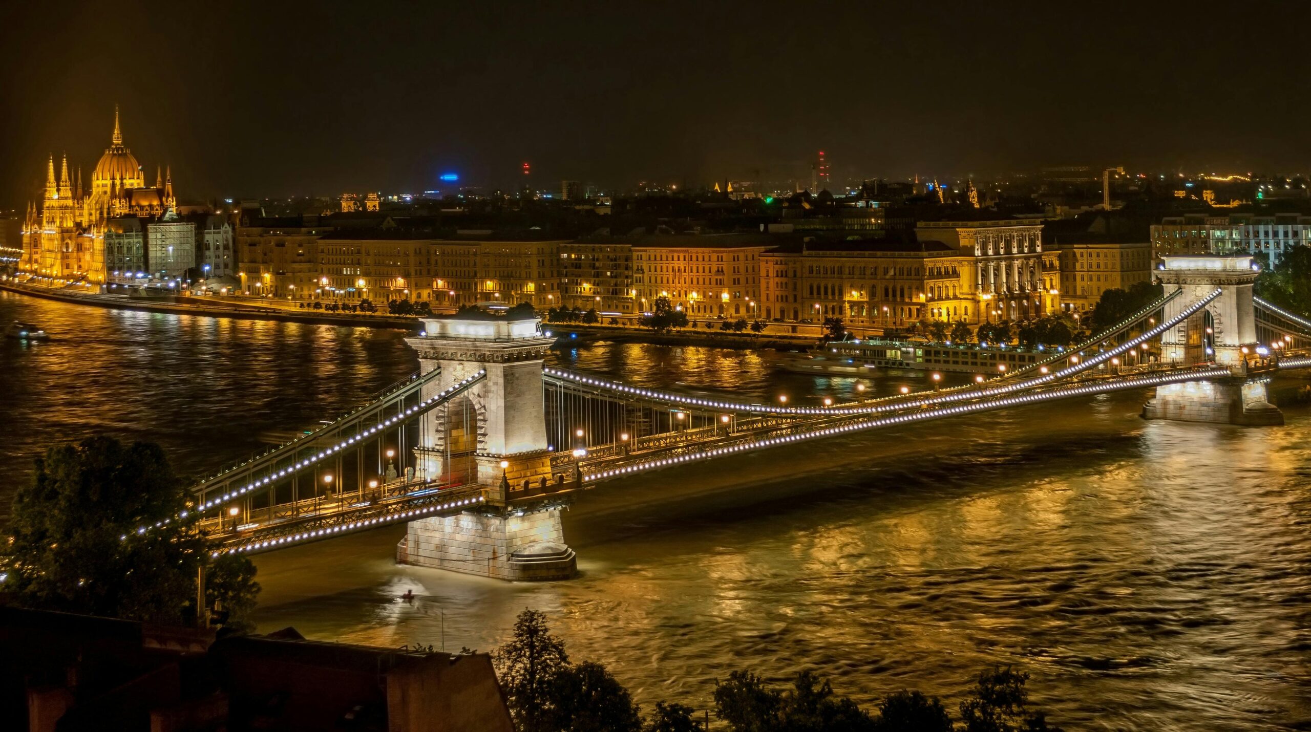 U. S. Report: no credible evidence of significant human rights abuses in hungary