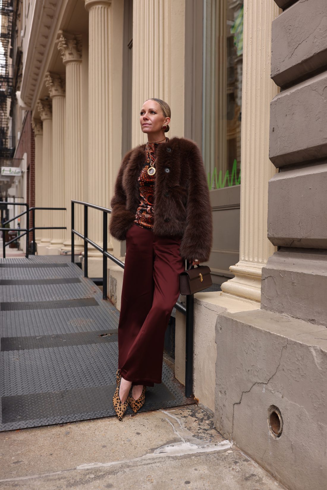 Holiday date night pieces, holiday party outfit