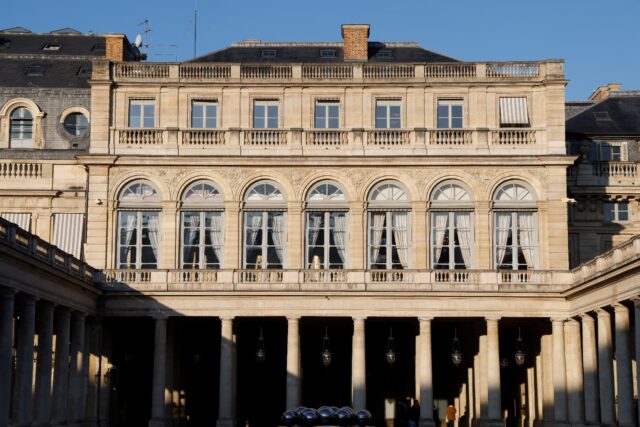 Langues régionales : le "tout-français" et ses contradictions 2025