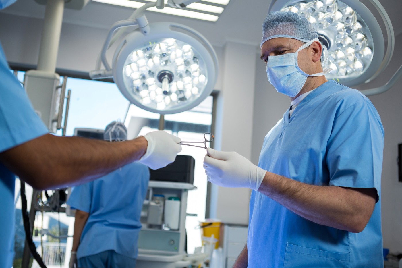 Muzica în timpul operațiilor reduce dozele necesare de anestezic și grăbește recuperarea postoperatorie, arată un studiu indian 2025 - justiţie - iustitia. Bg Muzica în timpul operațiilor reduce dozele necesare de anestezic și grăbește recuperarea postoperatorie, arată un studiu indian 2025 muzica in timpul operatiilor reduce dozele necesare de anestezic si grabeste recuperarea postoperatorie arata un studiu indian 2025 iustitia. Bg un studiu realizat în delhi arată că muzica ascultată în timpul anesteziei generale reduce dozele... Iustitia. Bg muzica în timpul operațiilor reduce dozele necesare de anestezic și grăbește recuperarea postoperatorie, arată un studiu indian 2025 2025-11-29 22:12:56 justiţie - iustitia. Bg