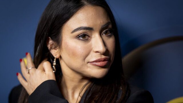 Schrijfster Lale Gül: 'Mijn beveiliging wordt op korte termijn stopgezet' Schrijfster Lale Gül: 'Mijn beveiliging wordt op korte termijn stopgezet' 2025