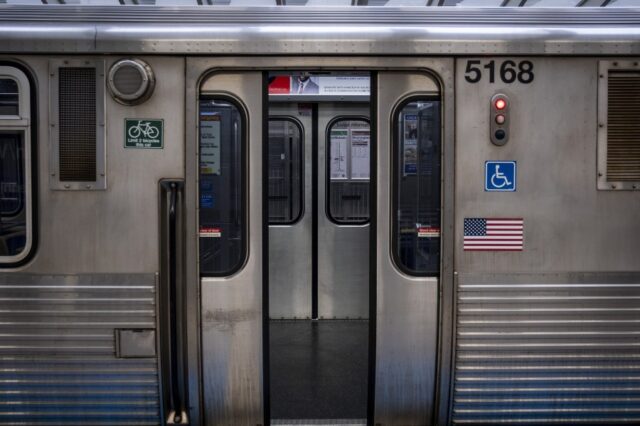 Suspect in Chicago train attack has violent criminal record 2025