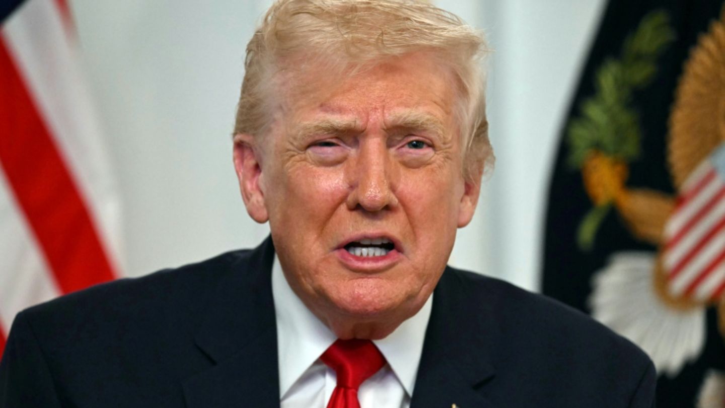 Trump erklärt luftraum über venezuela für "geschlossen" - sorge vor eskalation wächst 2025 - iustitia. Bg - gerechtigkeit Aa trump erklärt luftraum über venezuela für "geschlossen" - sorge vor eskalation wächst 2025 trump erklart luftraum uber venezuela fur geschlossen sorge vor eskalation wachst 2025 aa us-präsident donald trump hat mit einer erklärung zur schließung des venezolanischen luftraums befürchtungen vor... Iustitia. Bg trump erklärt luftraum über venezuela für "geschlossen" - sorge vor eskalation wächst 2025 2025-11-30 05:54:20 iustitia. Bg - gerechtigkeit aa