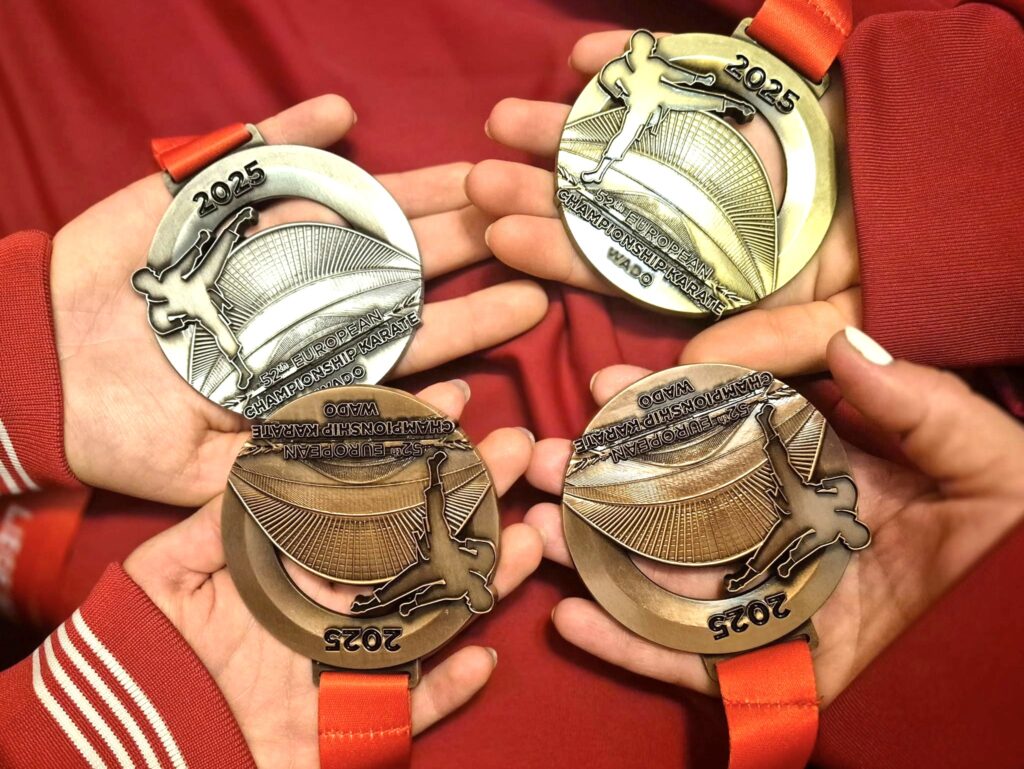 Belügyminisztérium újra taroltak a gyémánt lótuszos wadokai karatés lányok 2025 ujra taroltak a gyemant lotuszos wadokai karates lanyok 2025 1 belügyminisztérium iustitia. Bg -november 1-jén a belgiumi liegeben rendezték az 52. Wadokai európa-bajnokságot, melyen a dunakeszi... Iustitia. Bg újra taroltak a gyémánt lótuszos wadokai karatés lányok 2025 2025-11-06 20:02:15 igazságszolgáltatás - iustitia. Bg belügyminisztérium