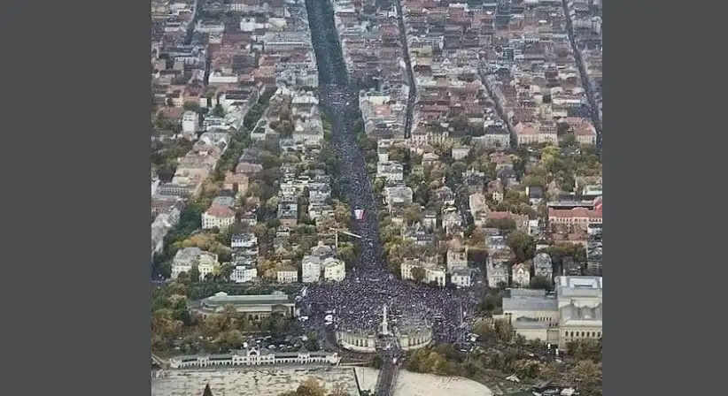 Államtitkári ajánlásra, két nap alatt kapott 300 millió közpénzt az a „kutatóközpont”, amely hamisnak nevezte az október 23-i légifelvételt a tiszás tömegről 2025 - igazságszolgáltatás - iustitia. Bg Bethlen gábor alapkezelő államtitkári ajánlásra, két nap alatt kapott 300 millió közpénzt az a „kutatóközpont”, amely hamisnak nevezte az október 23-i légifelvételt a tiszás tömegről 2025 allamtitkari ajanlasra ket nap alatt kapott 300 millio kozpenzt az a kutatokozpont amely hamisnak nevezte az oktober 23 i legifelvetelt a tiszas tomegrol 2025 2 bethlen gábor alapkezelő iustitia. Bg két nap alatt döntöttek az illetékesek a mesterséges... Iustitia. Bg államtitkári ajánlásra, két nap alatt kapott 300 millió közpénzt az a „kutatóközpont”, amely hamisnak nevezte az október 23-i légifelvételt a tiszás tömegről 2025 2025-12-20 19:23:14 igazságszolgáltatás - iustitia. Bg bethlen gábor alapkezelő