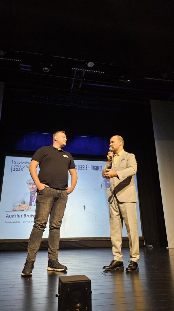 Aštuntasis savivaldos ir verslo forumas – kūrybiškumo triumfas 2025 astuntasis savivaldos ir verslo forumas kurybiskumo triumfas 2025 16 iustitia. Bg klaipėdos rajono savivaldos ir verslo aštuntasis forumas gargždų kultūros centre trečiadienį sulaukė ypatingo dėmesio: kupina dalyvių salė negailėjo aplodismentų įkvepiantiems... Aštuntasis savivaldos ir verslo forumas – kūrybiškumo triumfas 2025 2025-11-27 11:33:49 teisingumas - iustitia. Bg