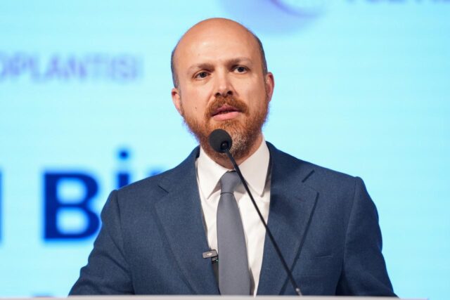 Bilal Erdoğan: Cumhurbaşkanı'mızın arkasında hep beraber dursak ne olur, ne kaybederiz 2025