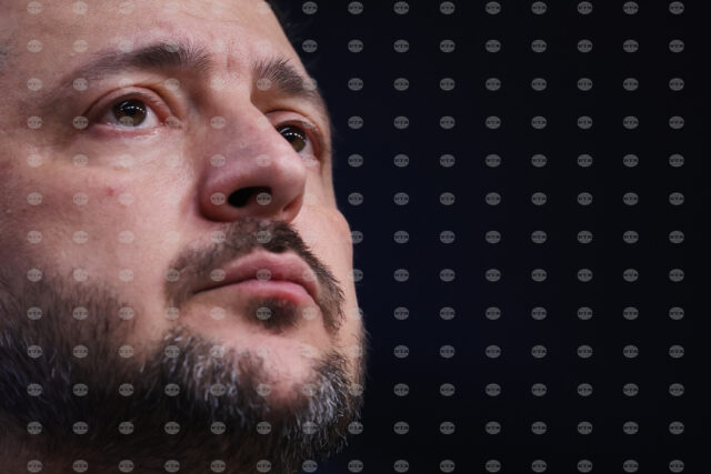 Зеленски ще обсъди с Тръмп във Флорида гаранциите за сигурност за Украйна Зеленски ще обсъди с Тръмп във Флорида гаранциите за сигурност за Украйна 2025