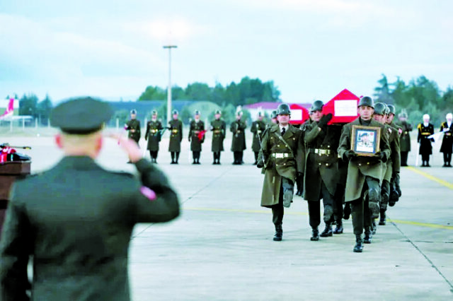 ليبيا تشيع رئيس أركان الجيش ورفاقه 2025