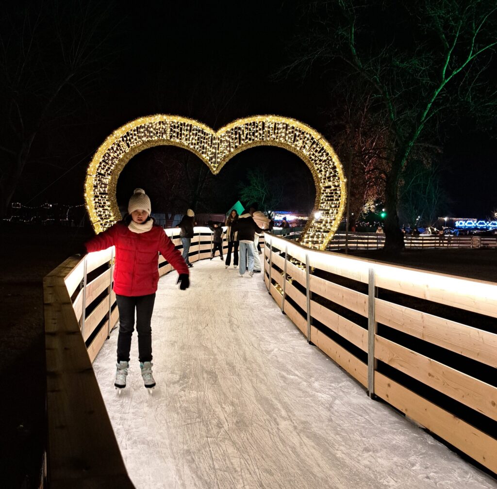 Advent dunakeszi jégvilág – megnyílt a város téli csodája 2025 dunakeszi jegvilag megnyilt a varos teli csodaja 2025 8 advent iustitia. Bg -advent első hétvégéjén ünnepi ragyogás költözött a katonadombra: közel 2000 négyzetméteren csillog a... Iustitia. Bg dunakeszi jégvilág – megnyílt a város téli csodája 2025 2025-11-29 20:22:37 igazságszolgáltatás - iustitia. Bg advent