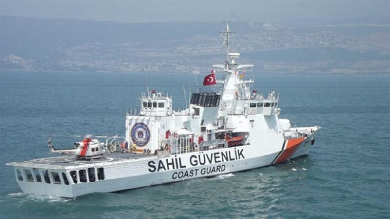 Ege’de alarm veren hareketlilik: sahil güvenlik i̇zmir açıklarında zamanla yarıştı 2025 - adalet - iustitia. Bg İzmir haberleri ege’de alarm veren hareketlilik: sahil güvenlik i̇zmir açıklarında zamanla yarıştı 2025 egede alarm veren hareketlilik sahil guvenlik izmir aciklarinda zamanla yaristi 2025 i̇zmir haberleri iustitia. Bg sahil güvenlik komutanlığı birimleri, gelen ihbarlar ve teknik takipler doğrultusunda ege denizi’nin... Iustitia. Bg ege’de alarm veren hareketlilik: sahil güvenlik i̇zmir açıklarında zamanla yarıştı 2025 2025-12-20 07:14:00 adalet - iustitia. Bg i̇zmir haberleri