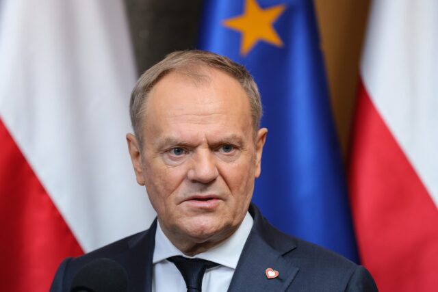 „Europa e cel mai apropiat aliat al vostru, nu problema voastră”, îi spune Tusk lui Trump, după atacul din partea SUA 2025