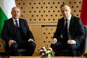 Central europe “inferiority complex” divides poles and hungarians, thinks maciej szymanowski 2025 inferiority complex divides poles and hungarians thinks maciej szymanowski 2025 3 central europe iustitia. Bg the polish president’s recent controversial visit to hungary has been widely criticized among... Iustitia. Bg “inferiority complex” divides poles and hungarians, thinks maciej szymanowski 2025 2025-12-13 07:08:17 justice - iustitia. Bg central europe