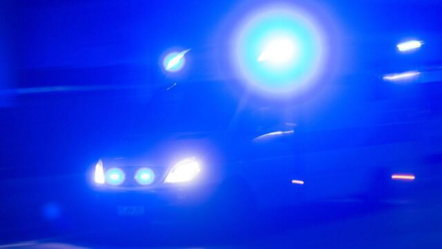 Notfälle: Seniorin bei Löschversuch in ihrem Haus schwer verletzt Notfälle: Seniorin bei Löschversuch in ihrem Haus schwer verletzt 2025