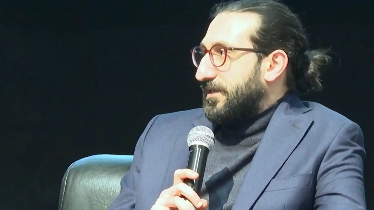 Trabzon trabzon film festivali ikinci gününde söyleşilerle devam etti 2025 trabzon film festivali ikinci gununde soylesilerle devam etti 2025 trabzon iustitia. Bg trt sinema müdürü faruk güven, festival kapsamında hamamizade i̇hsan bey kültür merkezi'nde... Iustitia. Bg trabzon film festivali ikinci gününde söyleşilerle devam etti 2025 2025-12-25 21:07:00 adalet - iustitia. Bg trabzon
