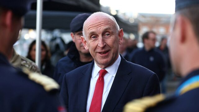 UK ready to send troops, jets, ships if Trump clinches Ukraine ceasefire, defense chief says 2025