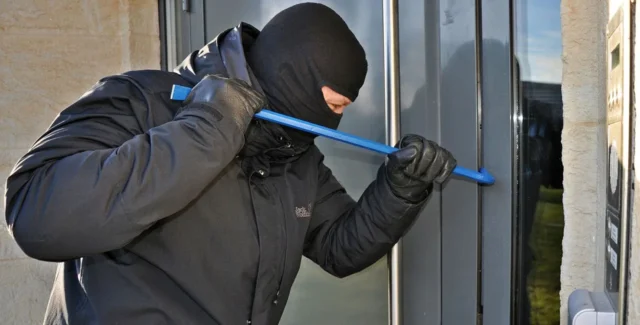 Αγρίνιο: η ΕΛΑΣ βρήκε τη σπείρα κλεφτών και ψάχνει να τους συλλάβει 2026