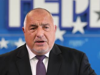 Политика борисов: омръзна ми глупаци да обясняват как съм изнесъл тонове злато 2026 d0b1d0bed180d0b8d181d0bed0b2 d0bed0bcd180d18ad0b7d0bdd0b0 d0bcd0b8 d0b3d0bbd183d0bfd0b0d186d0b8 d0b4d0b0 d0bed0b1d18fd181d0bdd18fd0b2 1 политика &bdquo;на мен ми омръзна &ndash; живея в къщата, в която съм се родил &ndash; знайни и незнайни глупаци да обясняват как съм изнесъл тонове злато. Той не си представя какво е тон злато. Къде,... Iustitia. Bg борисов: омръзна ми глупаци да обясняват как съм изнесъл тонове злато 2026 2026-01-27 10:07:35 юстиция политика