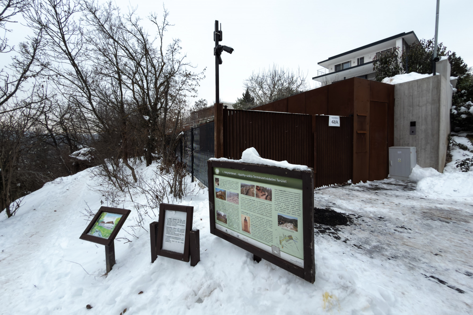 Apáthy-szikla már nem üvölti le a túrázók fejét az apáthy-sziklánál a luxusvilla kertjébe kihelyezett hangszóró 2026 mar nem uvolti le a turazok fejet az apathy sziklanal a luxusvilla kertjebe kihelyezett hangszoro 2026 1 apáthy-szikla iustitia. Bg a telex írta meg, hogy az apáthy-szikla ii. Világháborús... Iustitia. Bg már nem üvölti le a túrázók fejét az apáthy-sziklánál a luxusvilla kertjébe kihelyezett hangszóró 2026 2026-01-10 14:39:35 igazságszolgáltatás - iustitia. Bg apáthy-szikla
