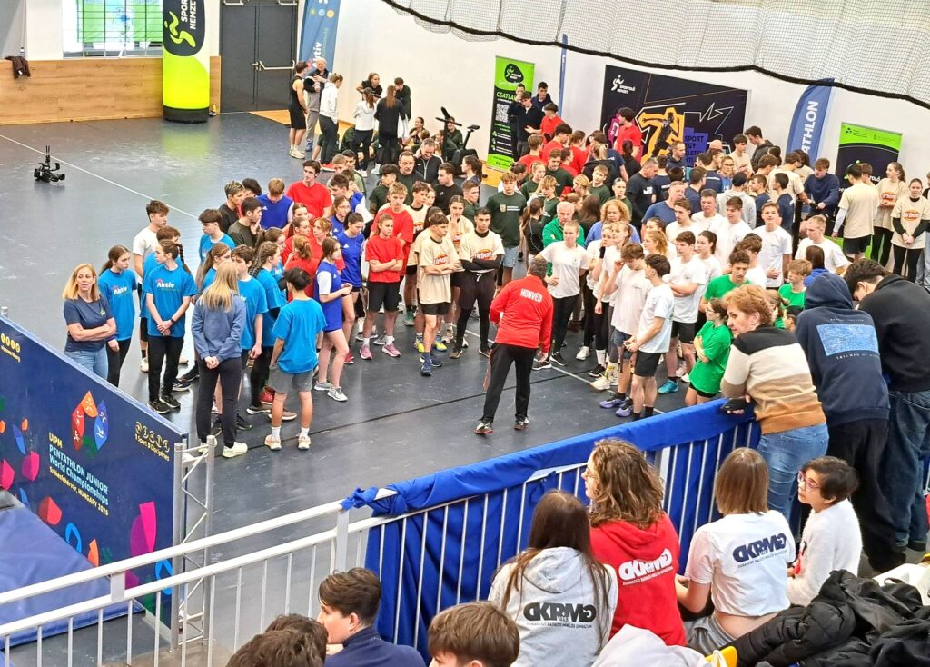 Sport nagy vagy! – 24 középiskolás csapat gigászi versenye dunakeszin – döntőben a radnóti gimi 2026 nagy vagy 24 kozepiskolas csapat gigaszi versenye dunakeszin dontoben a radnoti gimi 2026 32 sport iustitia. Bg -a rendkívüli hideg és havas időjárás ellenére vasárnap reggeltől egymás után érkeztek a sportoló... Iustitia. Bg nagy vagy! – 24 középiskolás csapat gigászi versenye dunakeszin – döntőben a radnóti gimi 2026 2026-01-11 17:48:18 igazságszolgáltatás - iustitia. Bg sport