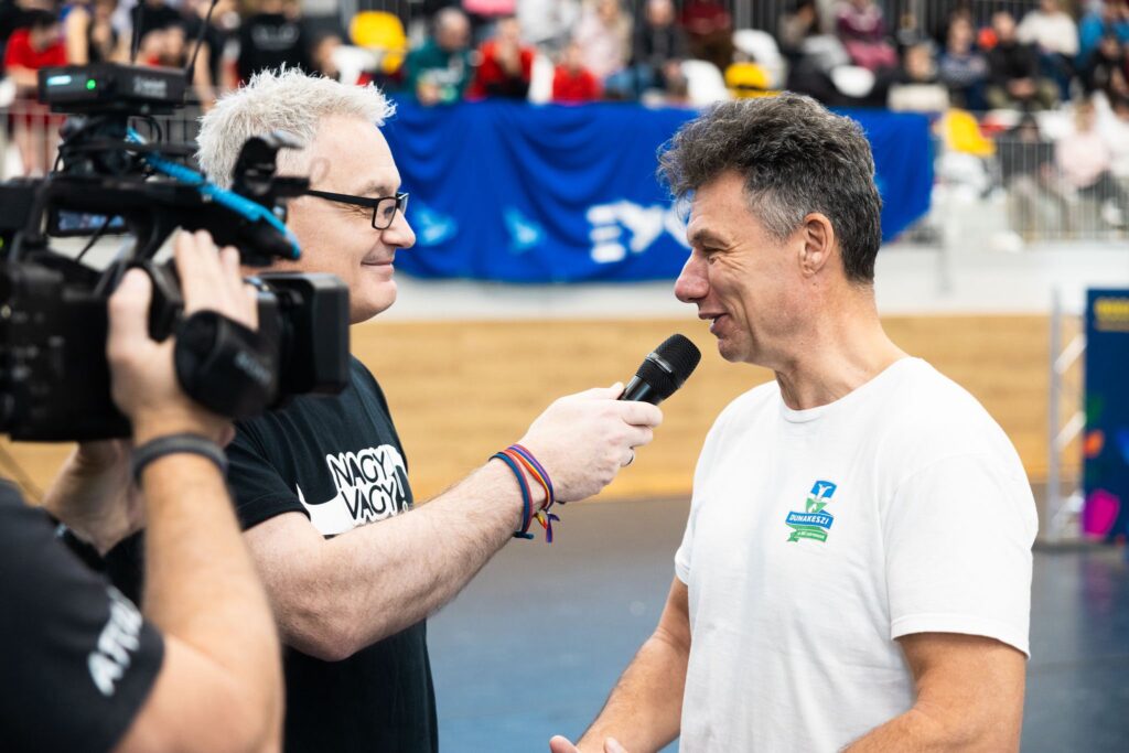 Sport nagy vagy! – 24 középiskolás csapat gigászi versenye dunakeszin – döntőben a radnóti gimi 2026 nagy vagy 24 kozepiskolas csapat gigaszi versenye dunakeszin dontoben a radnoti gimi 2026 35 sport iustitia. Bg -a rendkívüli hideg és havas időjárás ellenére vasárnap reggeltől egymás után érkeztek a sportoló... Iustitia. Bg nagy vagy! – 24 középiskolás csapat gigászi versenye dunakeszin – döntőben a radnóti gimi 2026 2026-01-11 17:48:18 igazságszolgáltatás - iustitia. Bg sport