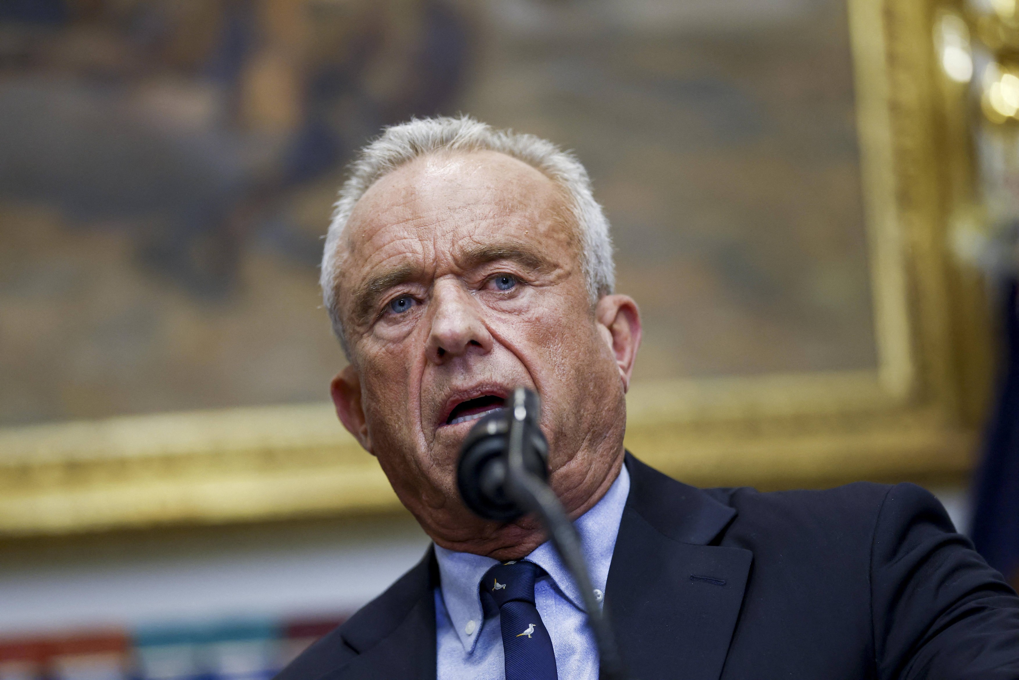 Oficialii americani acuză germania de procese „politice” împotriva medicilor legate de pandemia de covid-19. Reacția berlinului 2026 oficialii americani acuza germania de procese politice impotriva medicilor legate de pandemia de covid 19 reactia berlinului 2026 iustitia. Bg secretarul sănătăţii din sua, john robert kennedy jr. , a acuzat guvernul german de procese motivate... Iustitia. Bg oficialii americani acuză germania de procese „politice” împotriva medicilor legate de pandemia de covid-19. Reacția berlinului 2026 2026-01-11 12:02:28 justiţie - iustitia. Bg